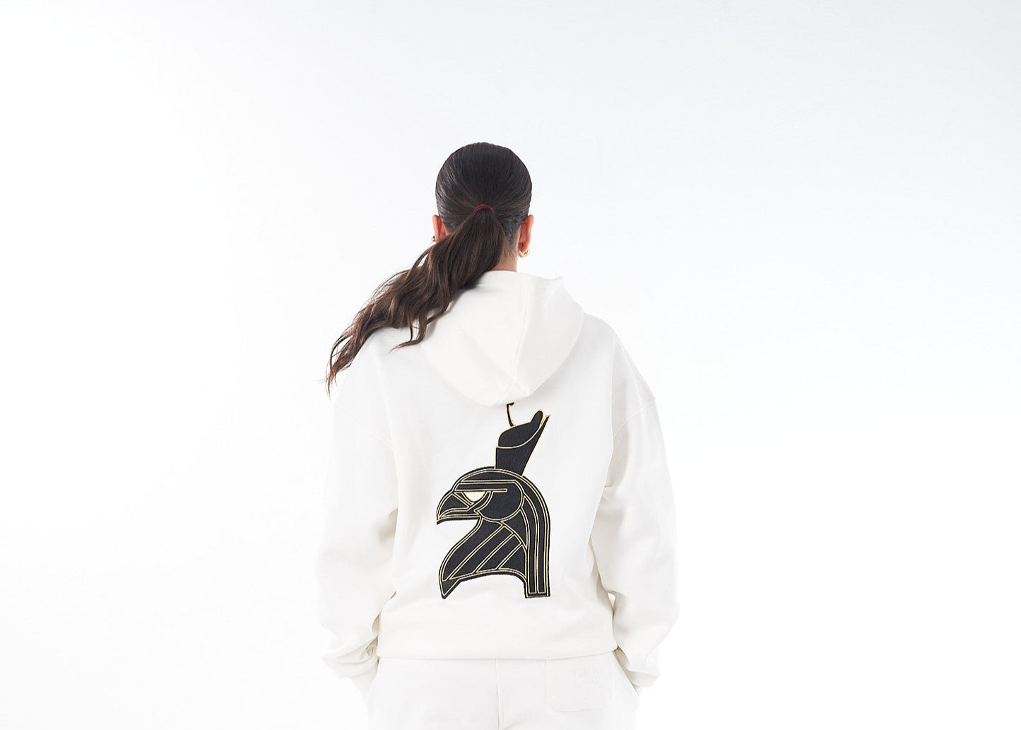 White Shedy Horus – The Divine Protector