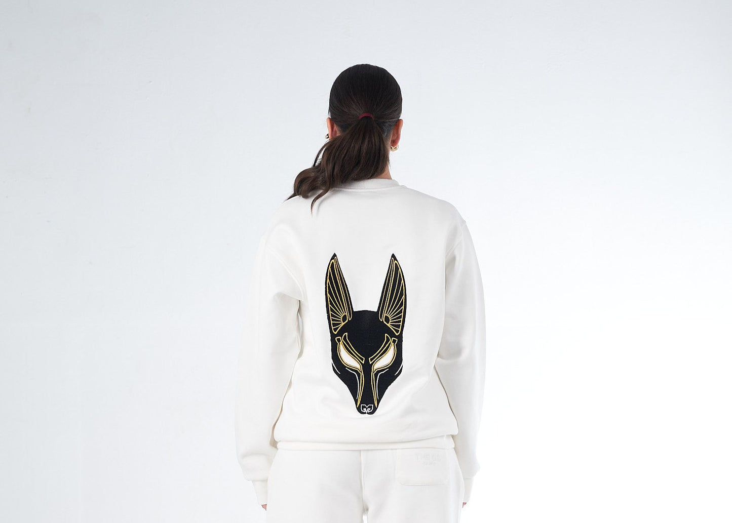 White Shedy Anubis Crewneck – The Divine Guardian