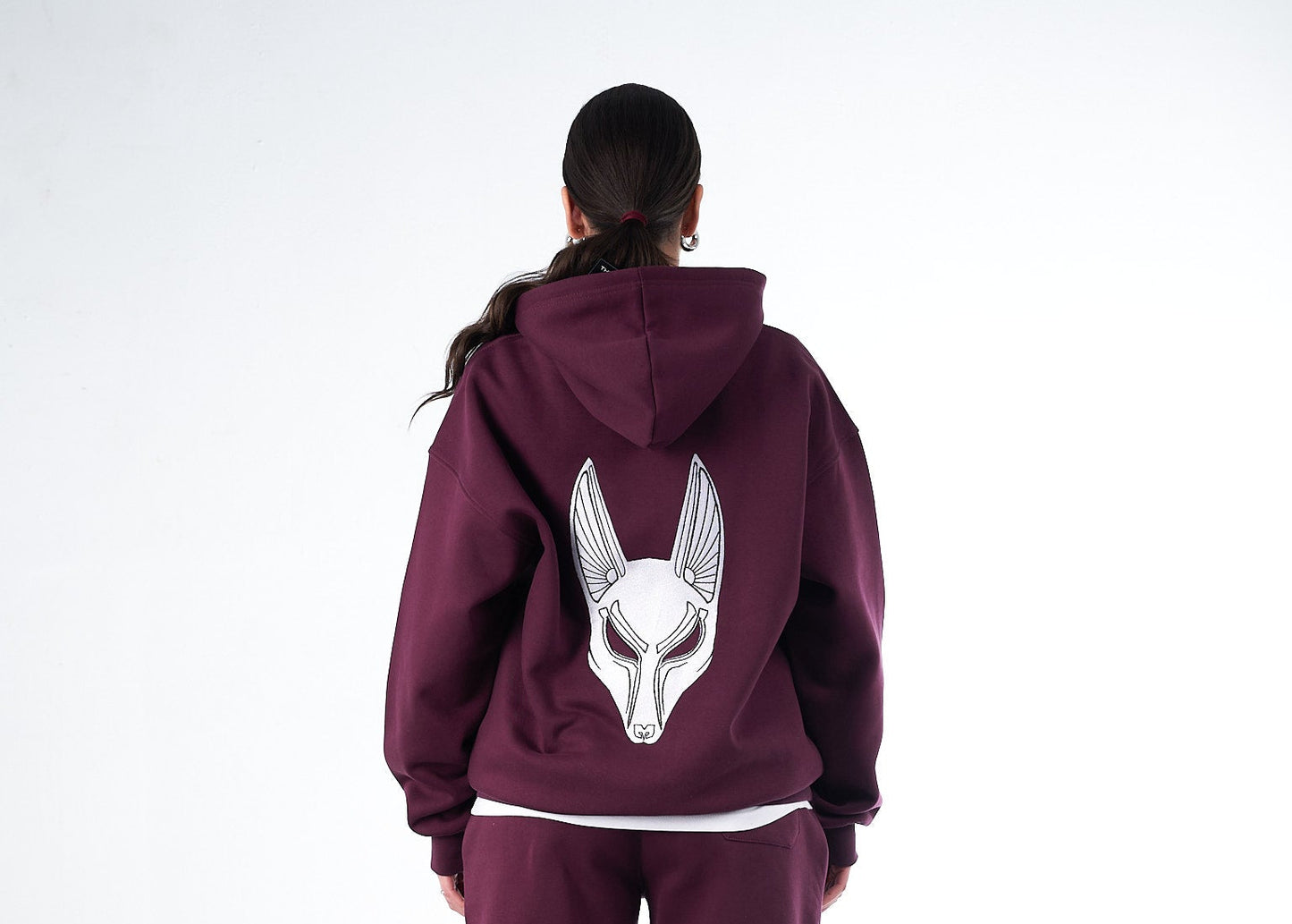 Cherry Lacquer Shedy Anubis – The Pharaoh’s Flame