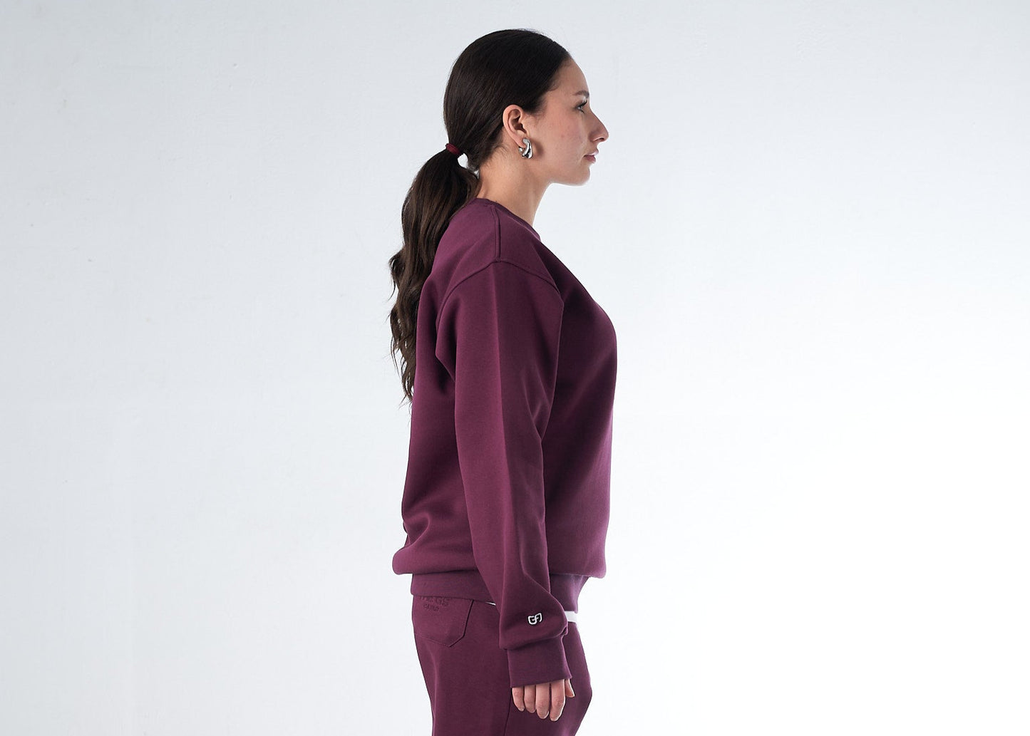 Cherry Lacquer Shedy Anubis Crewneck – The Pharaoh’s Flame